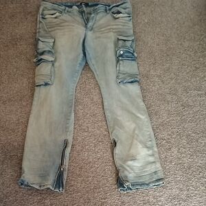 Stylish Cargo Pants with Zipper Details